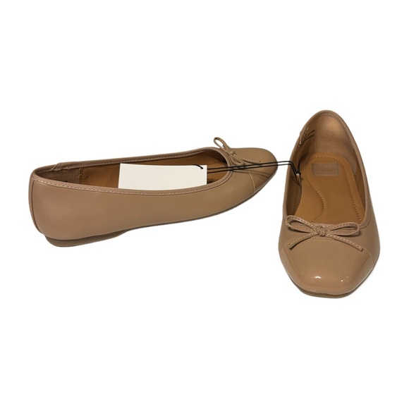 Dolce Vita Tan Leather Flats - Picture 3 of 9
